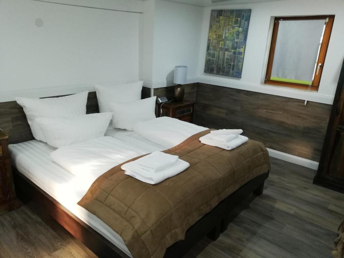 Risa Hotels - Landgasthaus Zum Kreuz Gaggenau Exteriör bild
